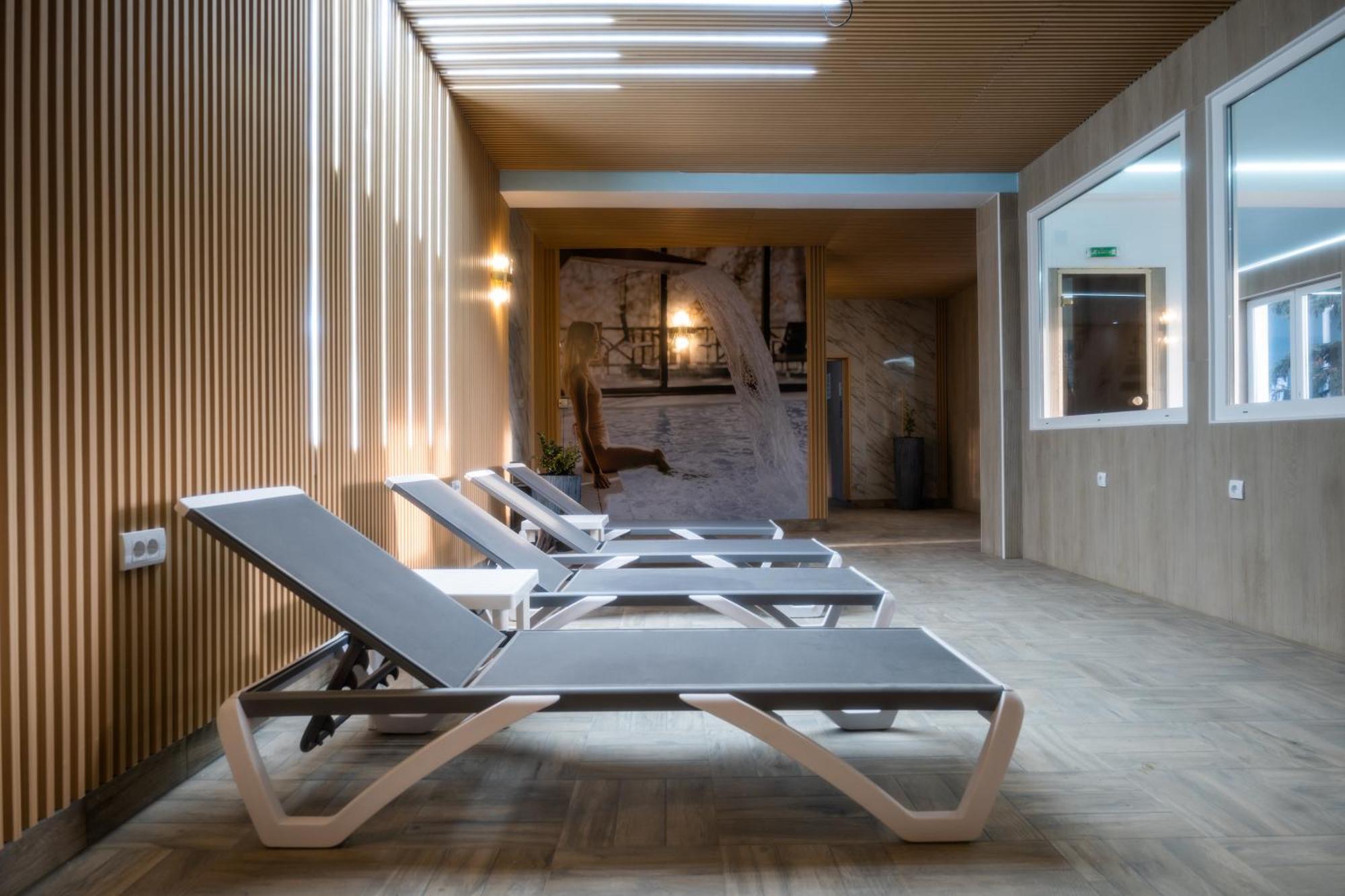 Hotel Mio City Kula Dış mekan fotoğraf