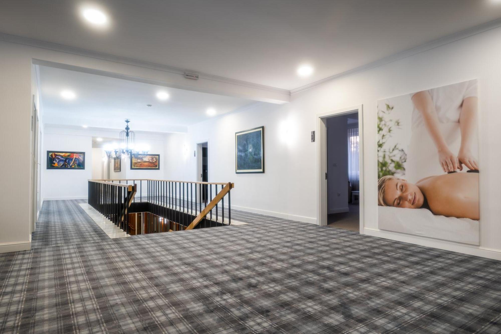 Hotel Mio City Kula Dış mekan fotoğraf