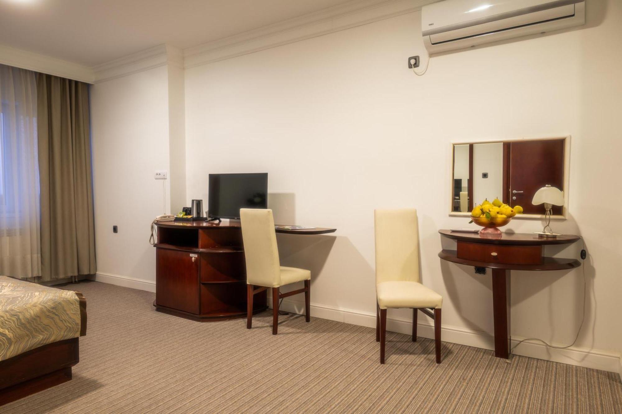Hotel Mio City Kula Dış mekan fotoğraf