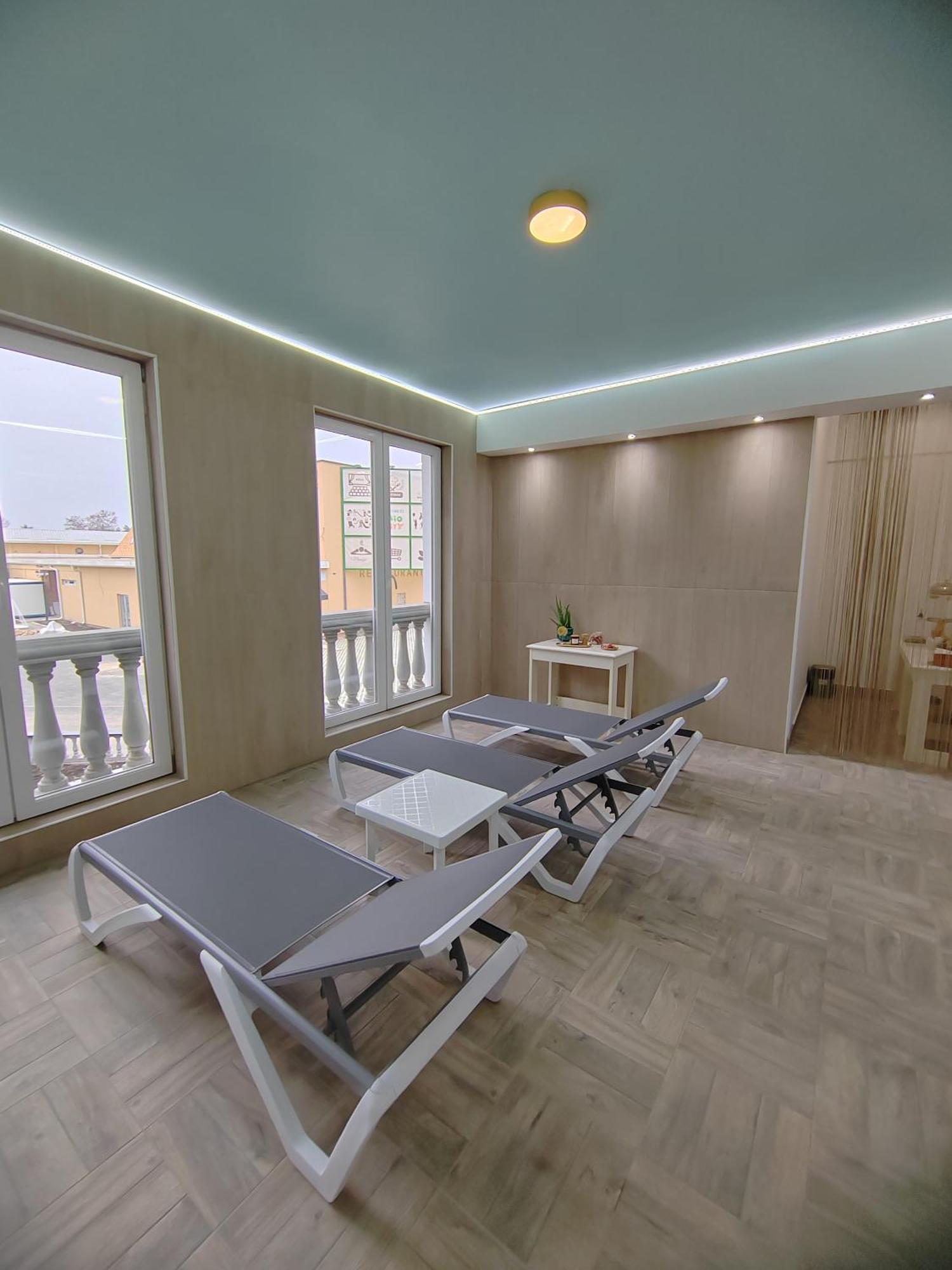 Hotel Mio City Kula Dış mekan fotoğraf